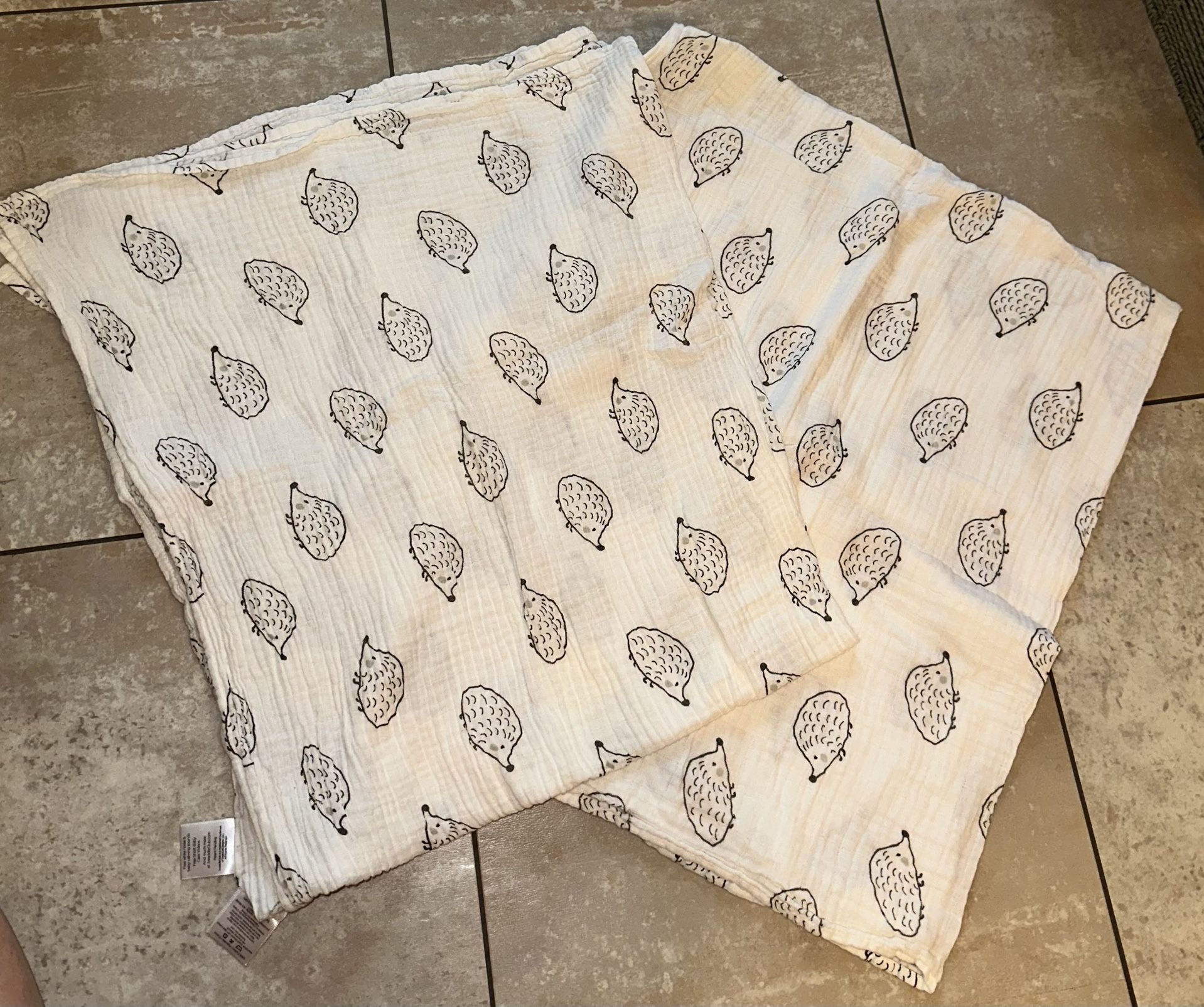 Swaddle Designs Muslin Swaddle Blankets - Hedgehog- Set of 2
