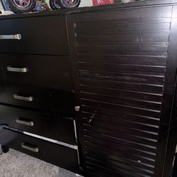 Full Queen Size Bedroom Set Mid Condition 