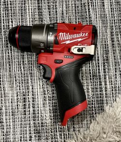 Milwaukee M12 Fuel Hammer Drill