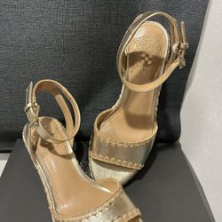Vince Camuto Heels Size 6M