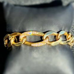 New 18k yellow gold 1.04CTW natural diamond Figaro fashion bracelet 8” 15.7mm