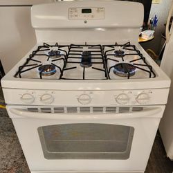 GE Stove 