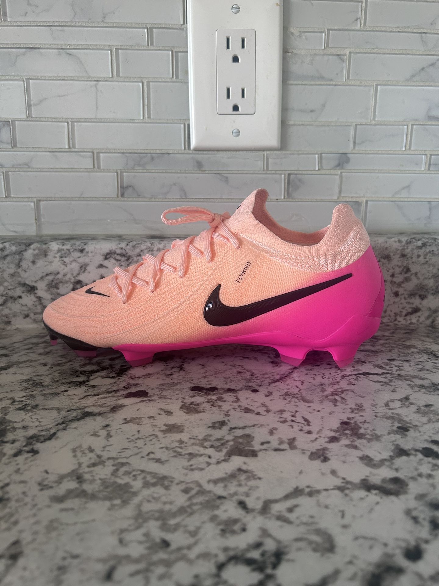 Nike Phantom Luna 2 Elite FG Soccer Cleats Sz 6.5 Men