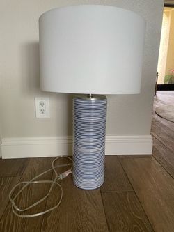 Lamp with blue and white ceramic base