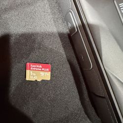 SanDisk - Extreme PLUS 1TB microSDXC 