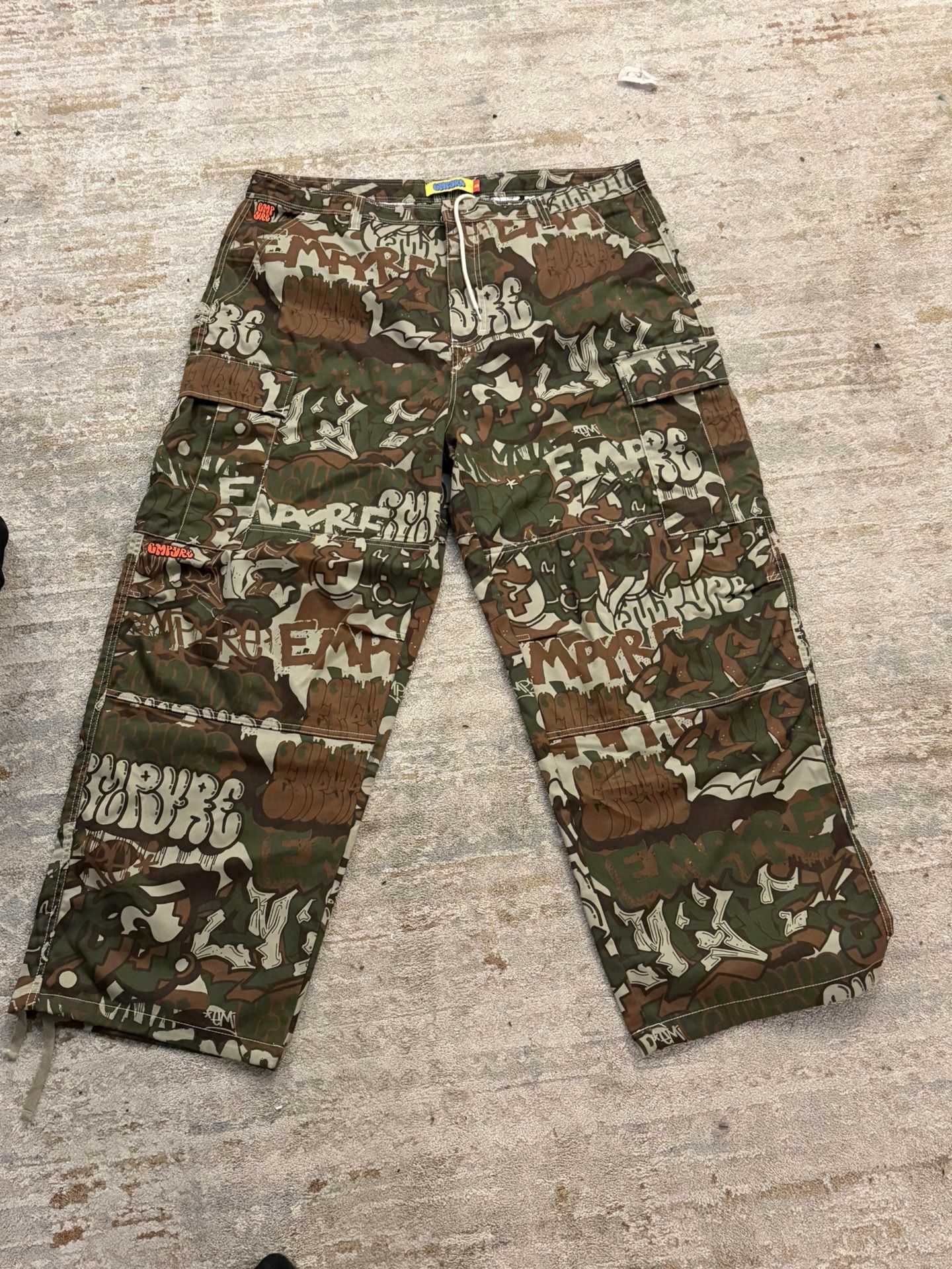Empire Camo Baggy Pants 