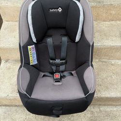 Safety First Car seat 