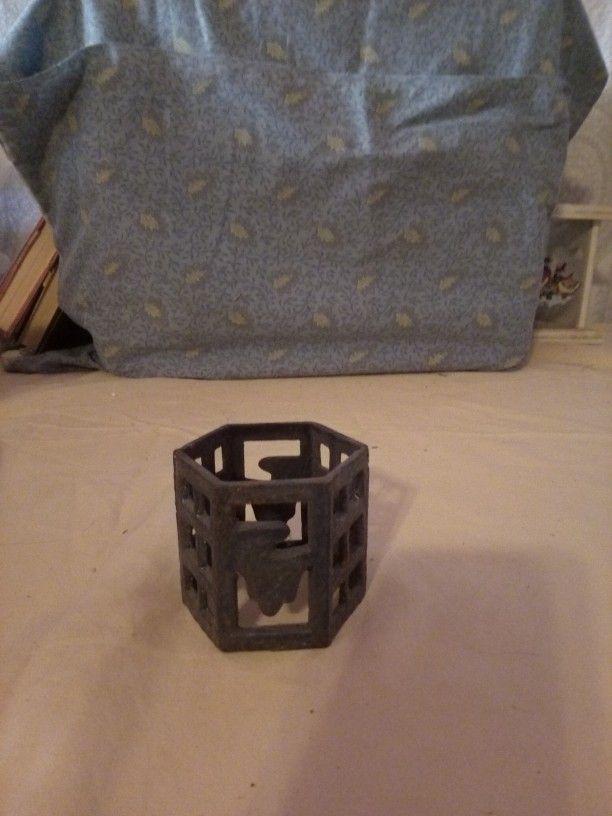Japanese Style Pagoda Candle Holder