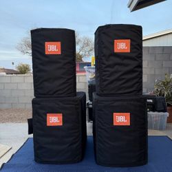 2 JBL PRX815 active speakers