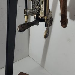 Rogar Estate Table Top Corkscrew Wine Opener