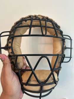 1940s McGregor Goldsmith spitter mask