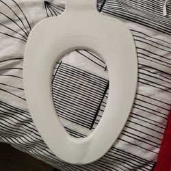 Free Mini Toilet Seat For Kids
