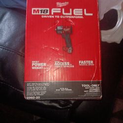 milwaukee 3/8 Mid Impact Wrench