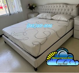 King visco blue gel mattress and bed frame new cama
