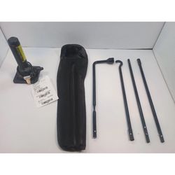 2007-2021 TOYOTA TUNDRA Factory OEM Jack, Tools, Bag OEM Part # 09111-0C050/60. & OWNER’S MANUAL