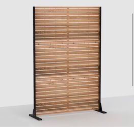 Metal privacy screen
