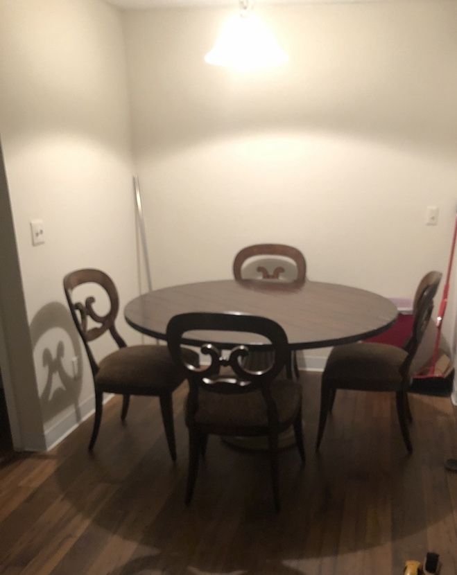 Round Kitchen Table Plus Chairs