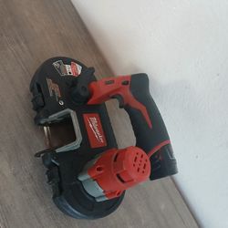 Banzaw Milwaukee M12 Con Bateria De 2.0