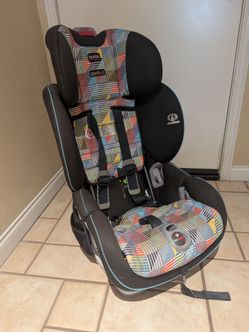 Britax Boulevard ClickTight Convertible Car Seat, Vector