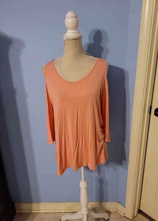 Zenana Outfitters Large Womens Blouse