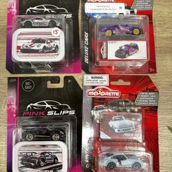 Pink Slips Majorette 