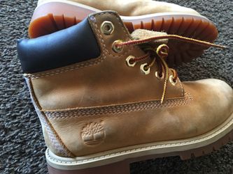 Timberlands boots. Size 12.5. Boy