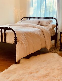Serena & Lily Webster Queen Bed-frame ($2900 new)