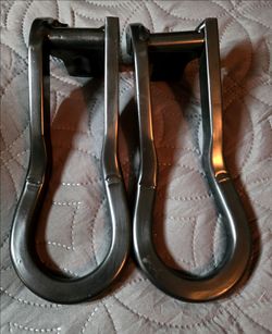 GENUINE GM RECOVERY HOOKS – BLACK