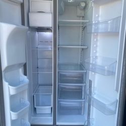 Refrigerator 33