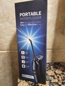 Water flosser