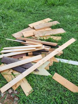 Free lumber  - Donelson