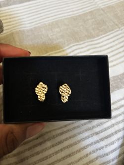 Gold platted nugget earrings
