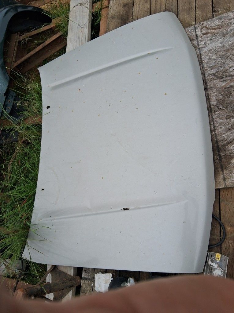 Toyota 3rd Gen 4 Runner Hood