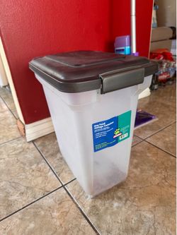 Dog food storage container
