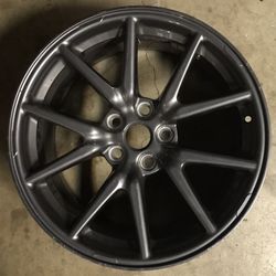 1 Tesla Model 3 Aero 18” rim 