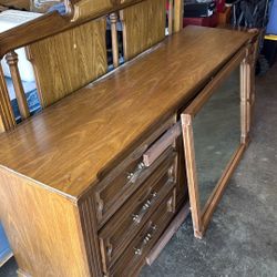 Free Queen Bedroom Set You Must Haul And Take All!