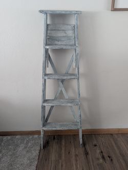 5'1" Blueish Grey Whitewash Blanket Ladder