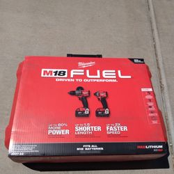 Milwaukee M18 Fuel Hammer/Impact Drill Kit 