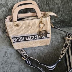 Cross  Body  Bag 