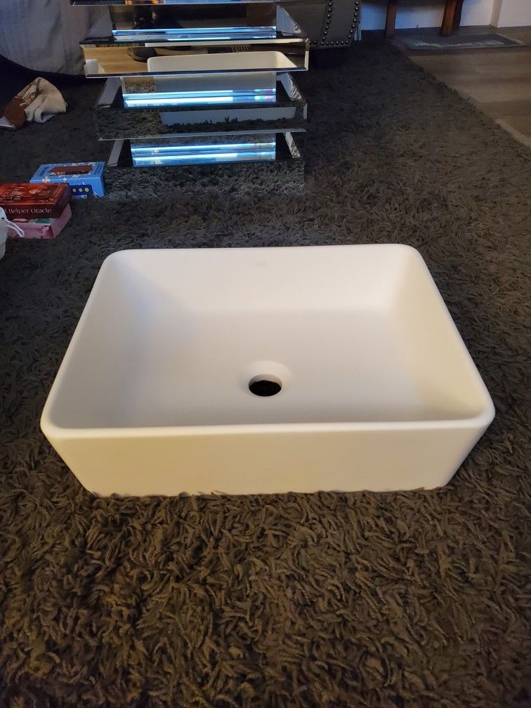 VIGO SINKS X 2 BNIB