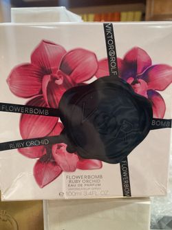 Flower B