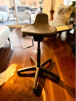 Black Adjustable Work Studio Stool Ergonimic