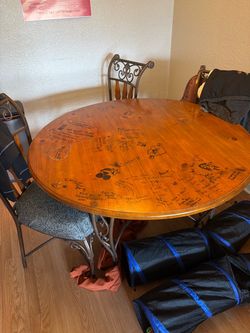 FREE TABLE