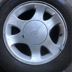 Rines Para Mustang 5 Hollos  Como Nuevos $150 Los 4 