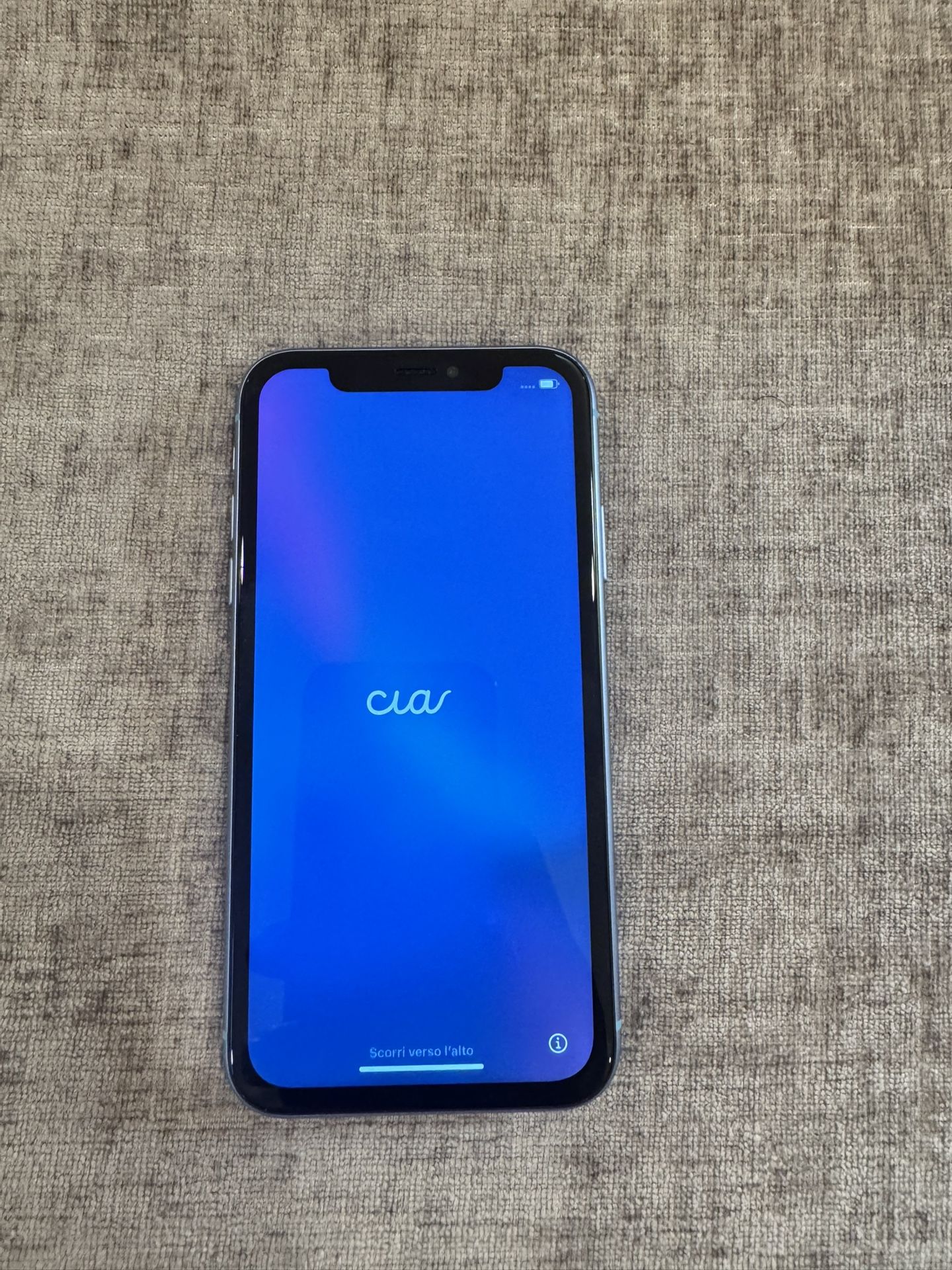 📱 iPhone XR 64GB – Unlocked – Great Condition