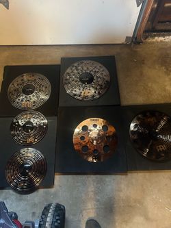 Meinl classic dark cymbal pack. China and z bell included.
