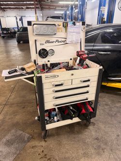 Blue point tool box