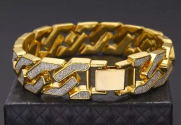 14k yellow gold plated 15mm ICY Lab Diamond Miami Cuban bracelet,NEW ARRIVAL - NEVER CHANGES COLOR!