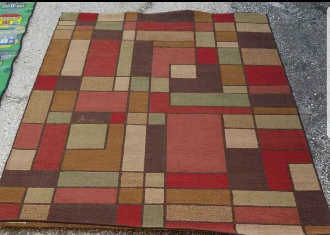 7x5 Indoor Rug