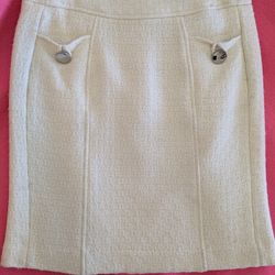 Banana Republic Size 0 Petite Cream Colored Pencil Shirt